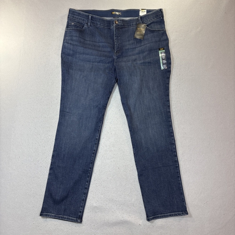 Lee Jeans Women's‎ Size 22W Blue Denim Regular Fit Straight Leg Mid Rise NWT